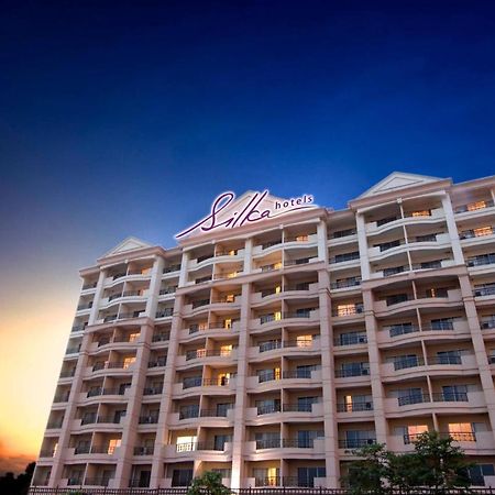 Hotel Silka Johor Bahru Esterno foto
