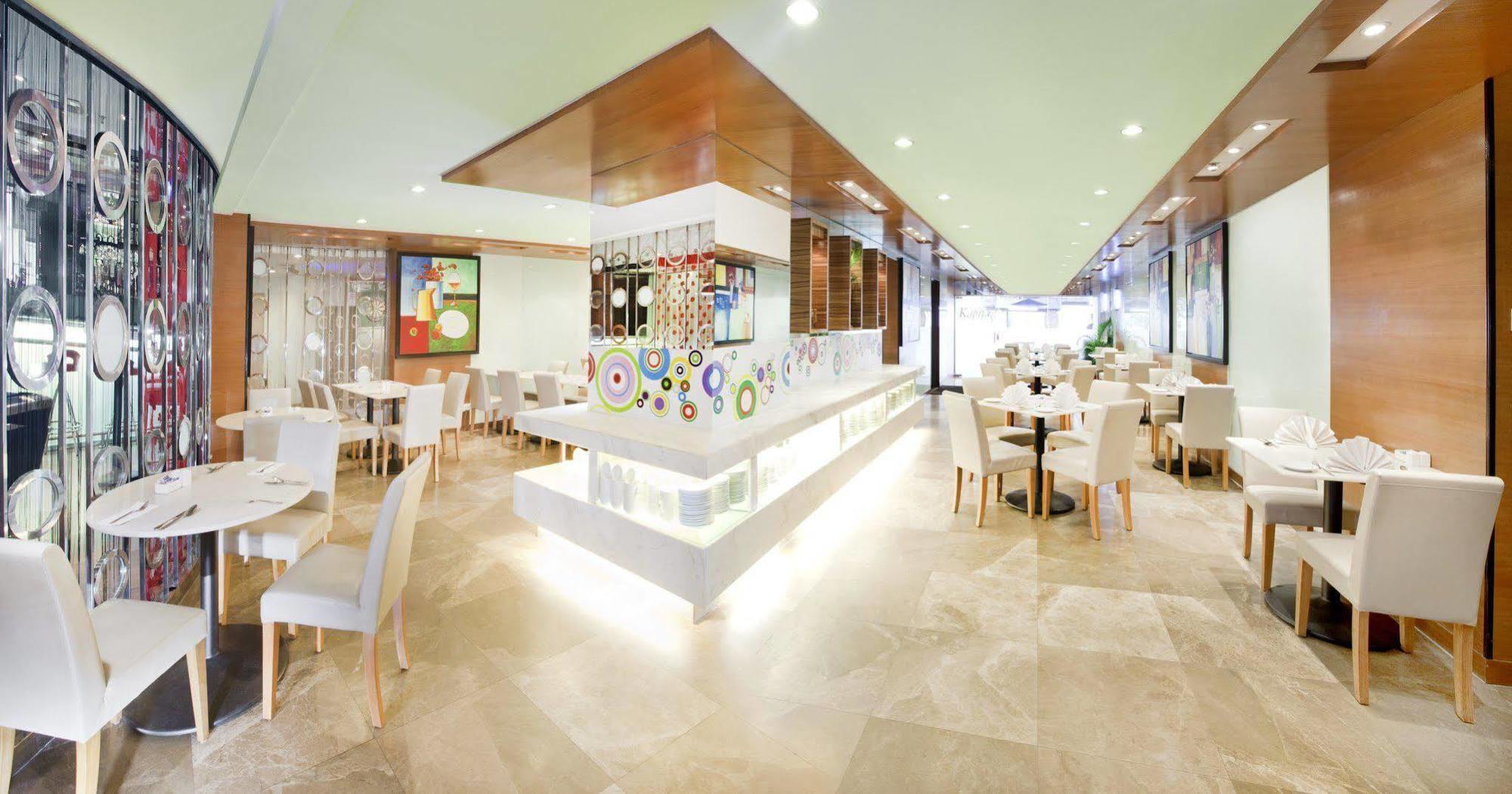 Hotel Silka Johor Bahru Esterno foto