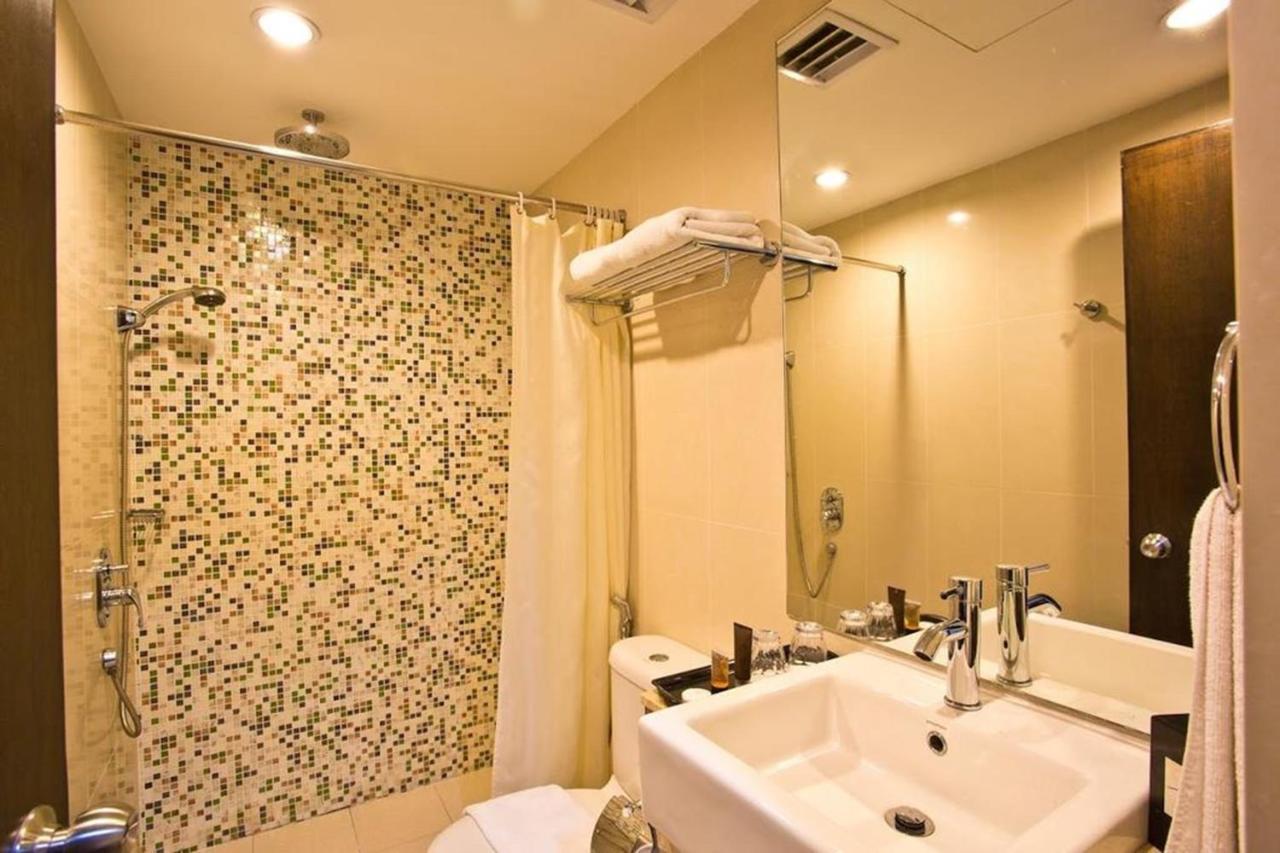 Hotel Silka Johor Bahru Esterno foto