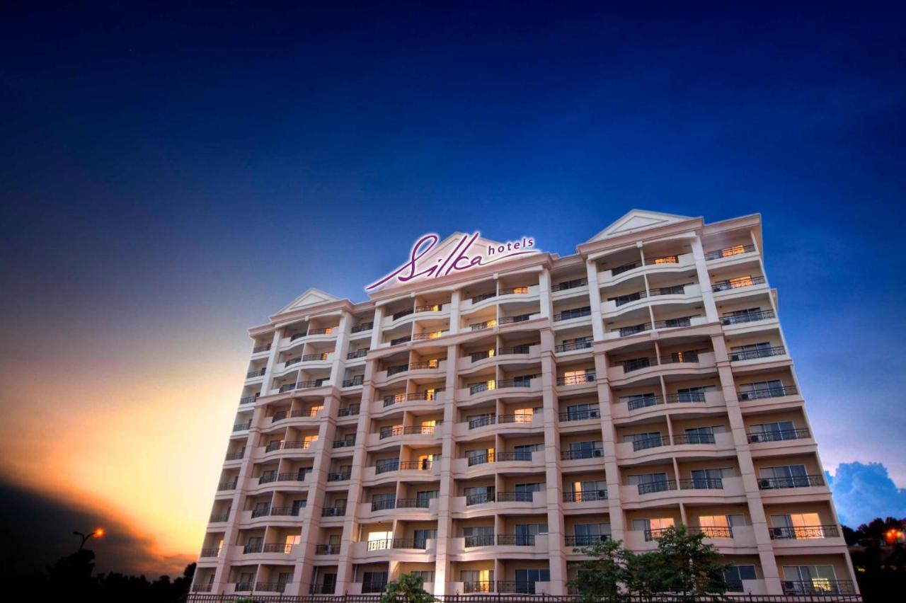 Hotel Silka Johor Bahru Esterno foto